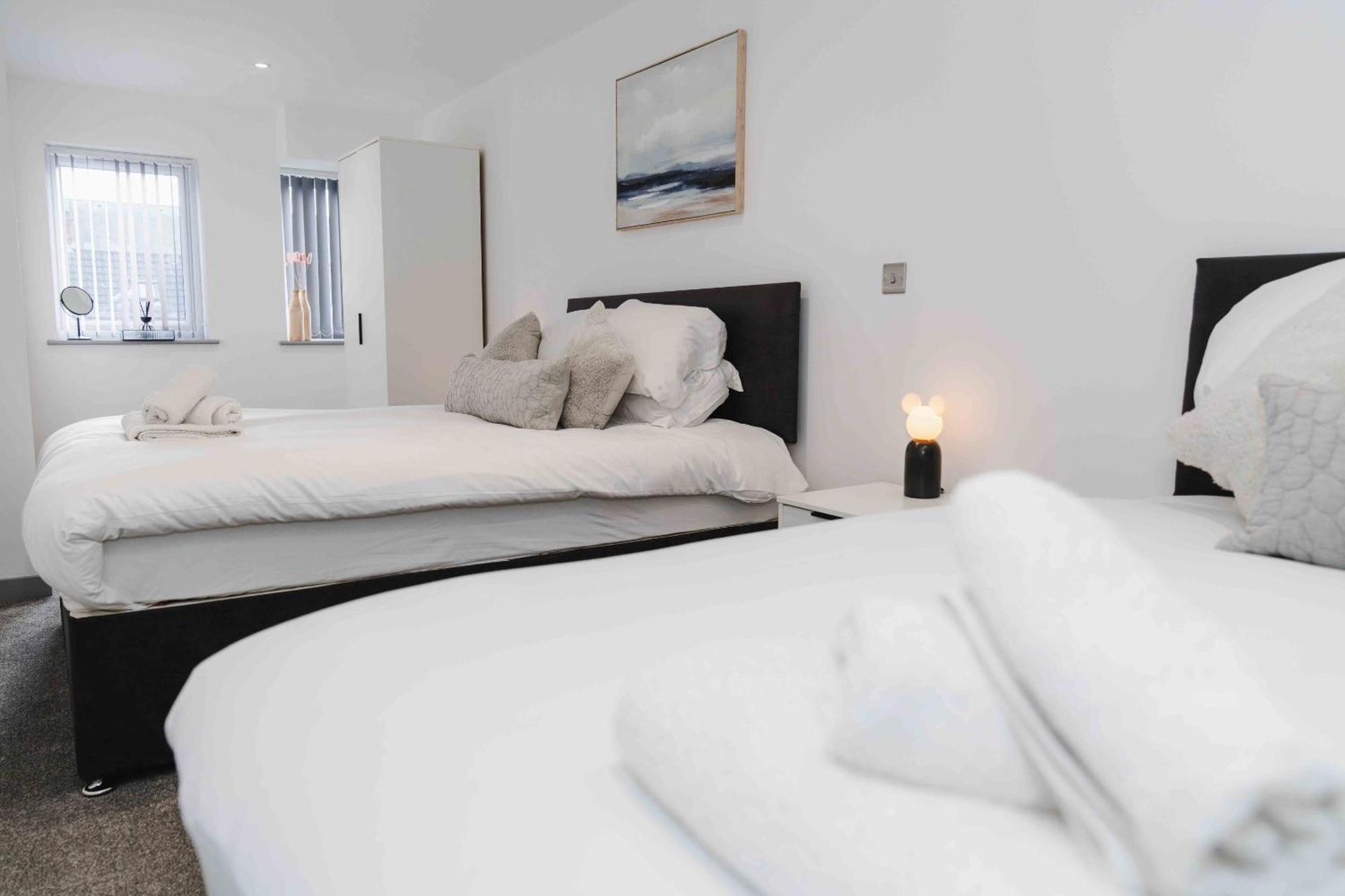 Stunning Luxury By Vichy Apartment Kingston upon Hull